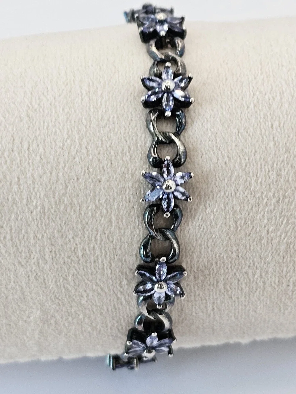 Vintage Estate Floral Tanzanite Darkened Sterling Silver Rhodium Bracelet 7.5